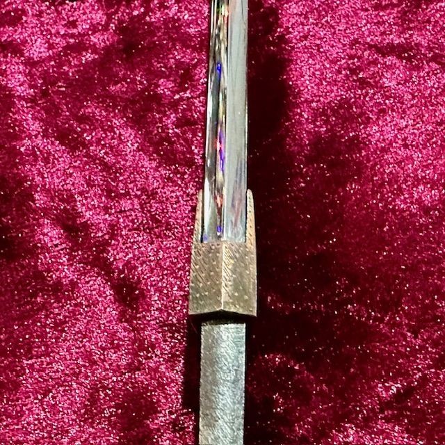 b2ap3_large_Armoury-Antiques-and-Militaria-Tanto-17 ***NOW SOLD***An Early Shinto (1596-1800) Yoroi-Dōshi (Armour Piercing Dagger) in Full Koshirae. - Armoury Antiques | Marlborough Antiques