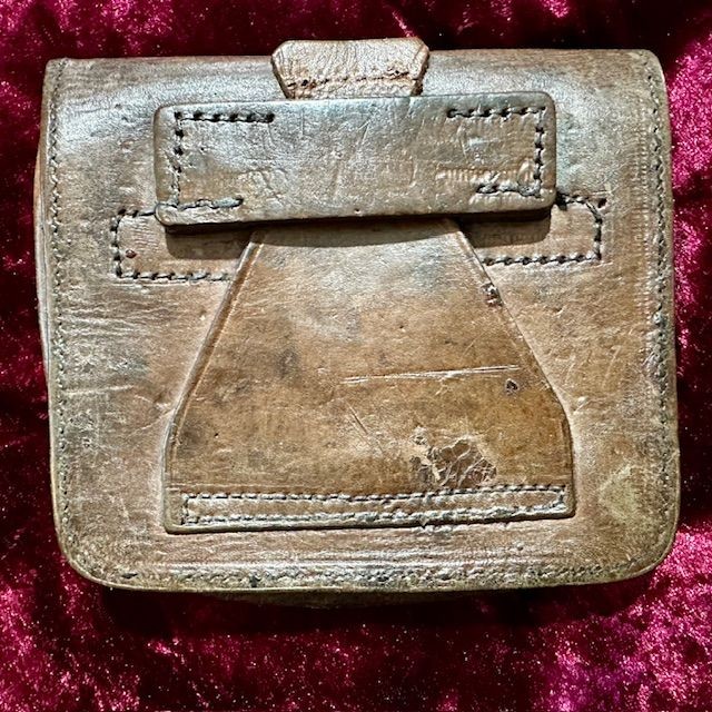 b2ap3_large_Armoury-Antiques-and-Militaria-Martini-Henry-Pouch-2 ***New In***Rare Victorian Martini-Henry Ammunition Pouch. - Armoury Antiques | Marlborough Antiques