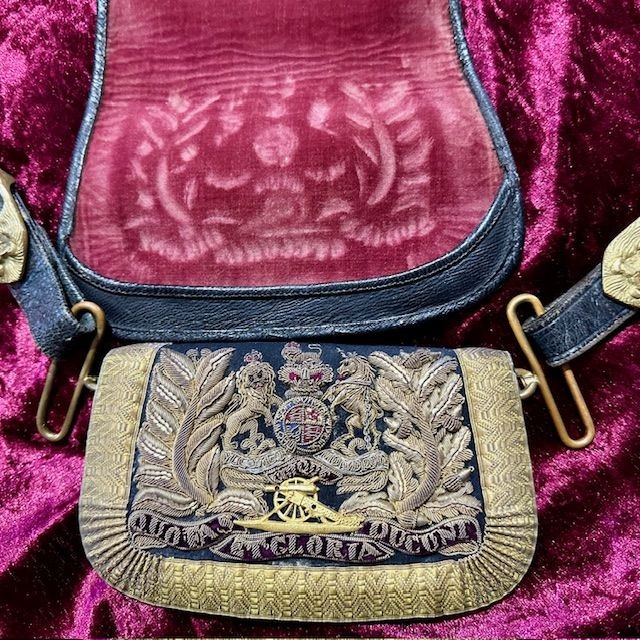 b2ap3_large_Armoury-Antiques-and-Militaria-Victorian-Artillery-Sabretache-4 ***New In***Superb Victorian Royal Artillery Pouch and Case. - Armoury Antiques | Marlborough Antiques
