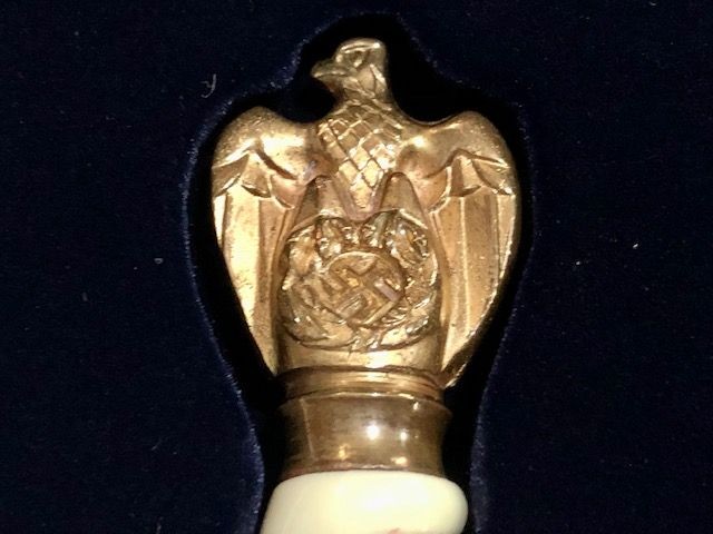 b2ap3_large_WW2-German-Naval-Dagger-4 ***New In***Two (2) WW2 German Naval Officer's Daggers by 'Carl Eickhorn' (1935-1941) Marks. - Armoury Antiques | Marlborough Antiques