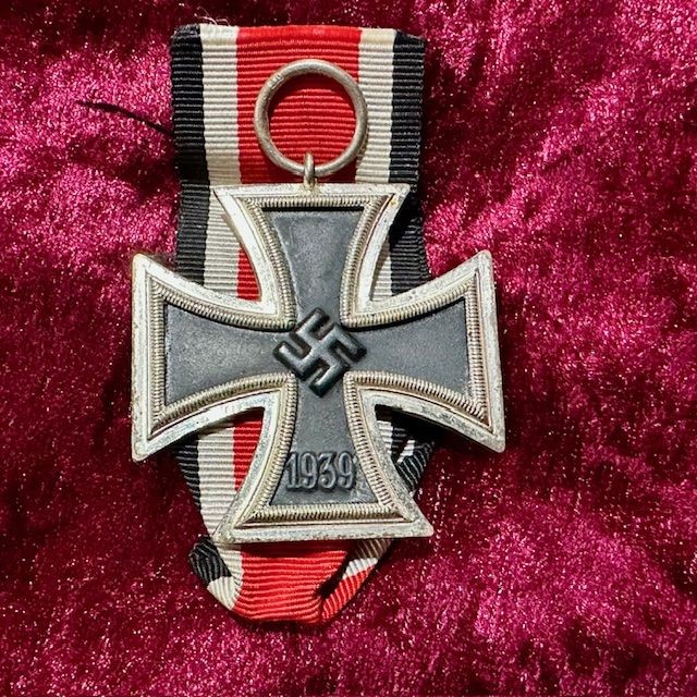 b2ap3_large_WW2-German-Iron-Cross-EKII-1 ***New In***WW2 German 1st  (EKI) and 2nd (EKII) Class Iron Crosses. - Armoury Antiques | Marlborough Antiques