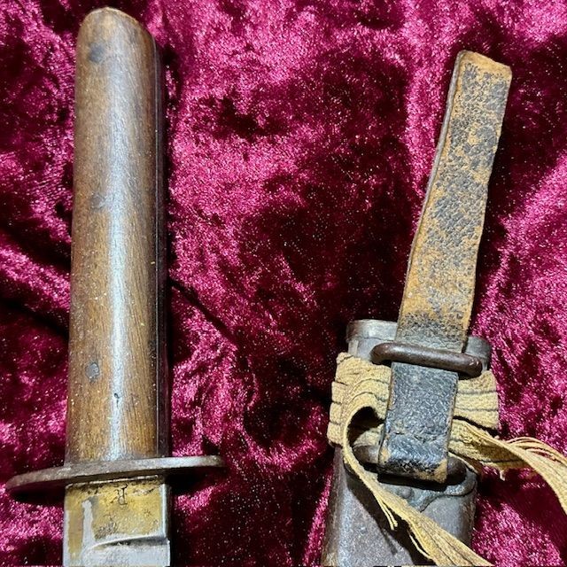 b2ap3_large_Armoury-Antiques-and-Militaria-Austro-Hungarian-Dagger-4 ***New In***WW1 Austro Hungarian Dagger and WW2 3rd Pattern FS Dagger. - Armoury Antiques | Marlborough Antiques