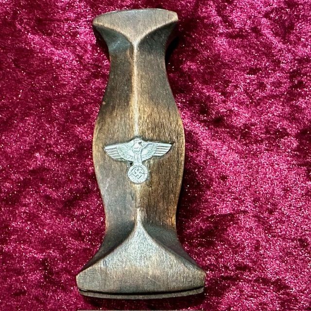 b2ap3_large_IMG_3441 ***New In***A Rare Orignal WW2 SA Dagger Grip. - Armoury Antiques | Marlborough Antiques