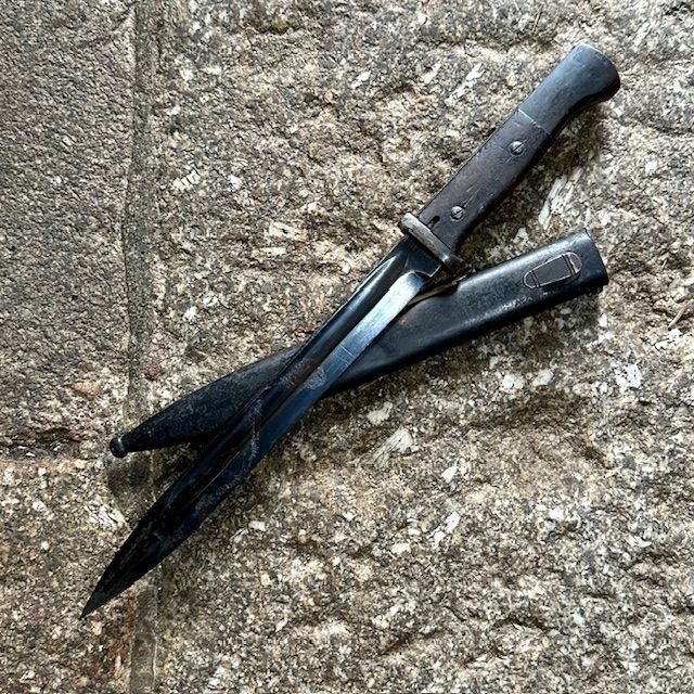 b2ap3_large_Armoury-Antiques-and-Militaria-WW2-German-K98-Bayonet-6 ***New In***Bayonets, Medals and Badges. - Armoury Antiques | Marlborough Antiques