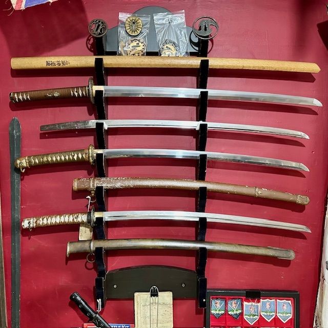 b2ap3_large_Armoury-Antiques-and-Militaria-3 *Armoury Antiques and Militaria* - Armoury Antiques | Marlborough Antiques