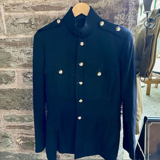 b2ap3_large_Sherwood-Foresters-Uniform-6 ***New In***Major/ Lieutenant Colonel McGuire Sherwood Foresters Uniforms, Hats and Side Cap. - Armoury Antiques | Marlborough Antiques