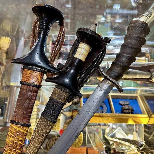 b2ap3_large_Armoury-Antique-and-Militaria-New-Items-1 ***New In***c1898 Antique Battle of Omdurman Period Sudanese Hadendoa/ Beja Tribal Daggers. - Armoury Antiques | Marlborough Antiques