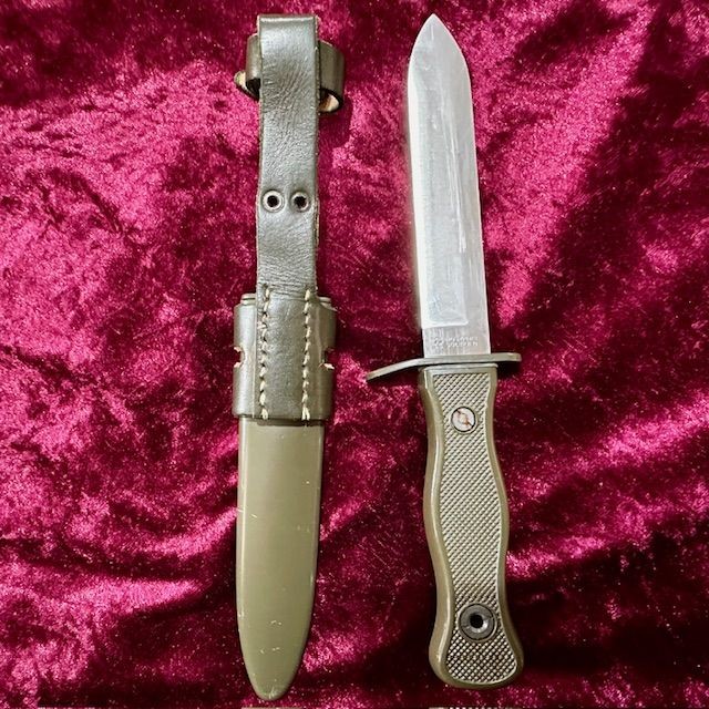 b2ap3_large_Early-Original-West-German-Bundeswehr-Dagger-3 ***NOW SOLD***c1960 Early Original West German Bundeswehr Dagger by 'Robert Klaas'. - Armoury Antiques | Marlborough Antiques