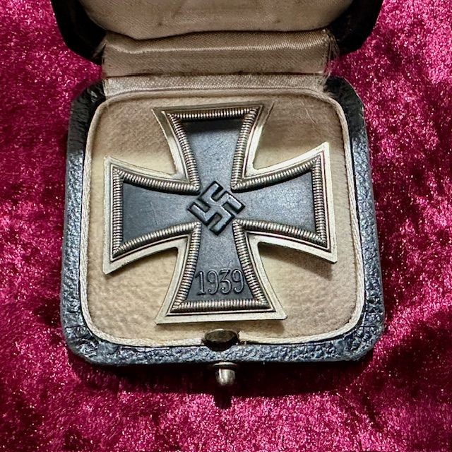 b2ap3_large_Cased-WW2-Iron-Cross-1st-Class-2 ***NOW SOLD***Cased WW2 German 1st Class Iron Cross (EK1). - Armoury Antiques | Marlborough Antiques