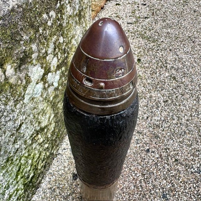 b2ap3_large_WW1-British-Complete-Shell-with-Type-80-Fuse-4 ***NOW SOLD***WW1 Inert British Complete Shell with Type 80 Timed Fuse. - Armoury Antiques | Marlborough Antiques