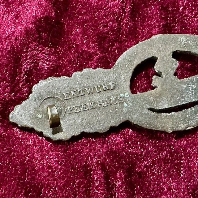 b2ap3_large_WW2-German-U-Boat-Clasp-in-Silver-3 ***NOW SOLD***A Rare WW2 German U-Boat Clasp in Silver. - Armoury Antiques | Marlborough Antiques