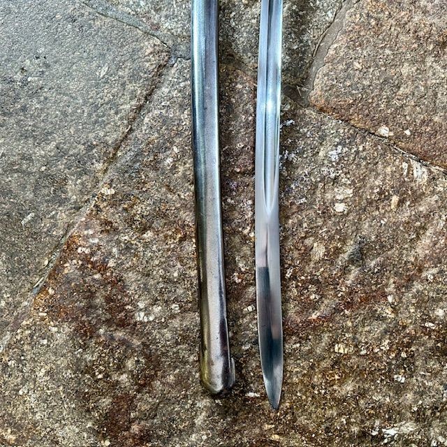 b2ap3_large_1885-sword-3 ***NOW SOLD***British 1885 Cavalry Troopers' Sword in Superb Condition. - Armoury Antiques | Marlborough Antiques