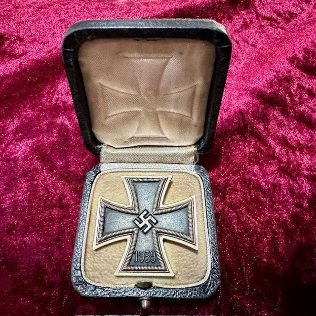 b2ap3_large_WW2-Cased-Iron-Cross-2 ***New In***Early WW2 EK1 Cased Iron Cross. - Armoury Antiques | Marlborough Antiques
