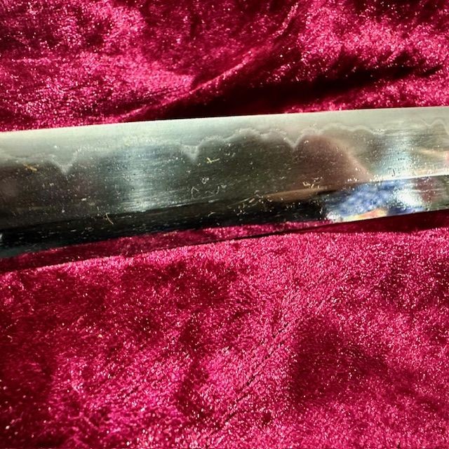 b2ap3_large_Kanemoto-School-Wakizashi-4 ***NOW SOLD***c1700 Mino-Den Kanemoto School Fully Mounted Wakizashi. - Armoury Antiques | Marlborough Antiques