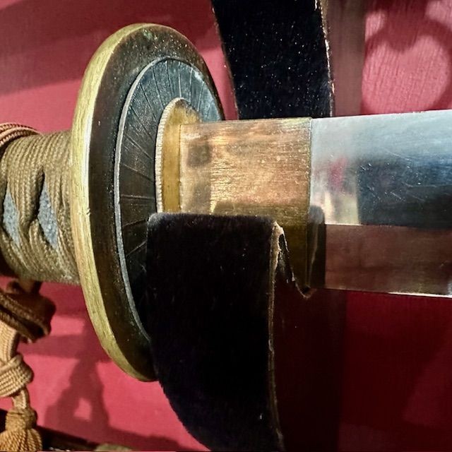 b2ap3_large_Kaigunto-10 ***NOW SOLD***WW2 c1940 Kaigunto Officers Sword. - Armoury Antiques | Marlborough Antiques