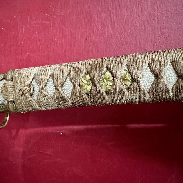 b2ap3_large_Kumazawa-Kanetoshi-3 ***NOW SOLD***WW2 Officers Sword by 'Kumazawa Kanetoshi' (熊沢兼俊). - Armoury Antiques | Marlborough Antiques