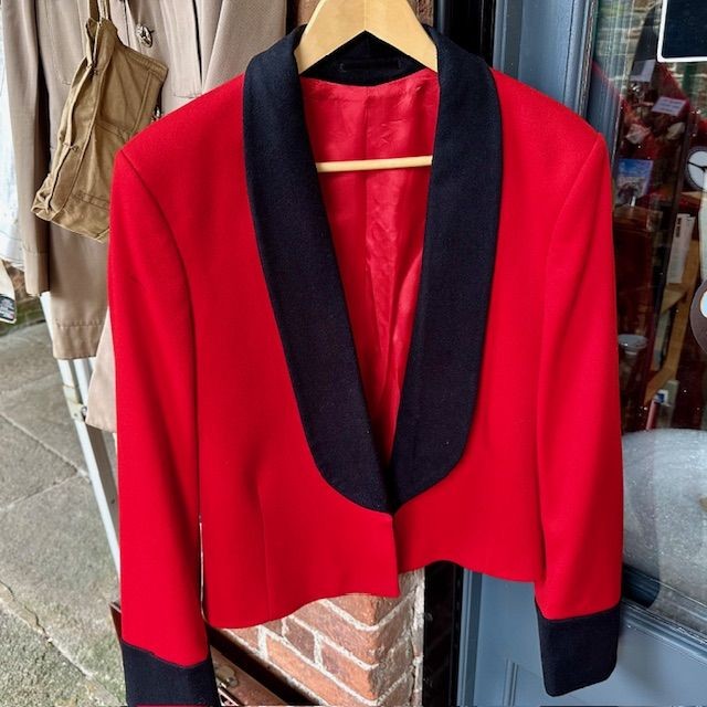 b2ap3_large_Royal-Marines-Mess-Dress-2 ***New In***Royal Marines Mess Dress Jackets and Waistcoats. - Armoury Antiques | Marlborough Antiques