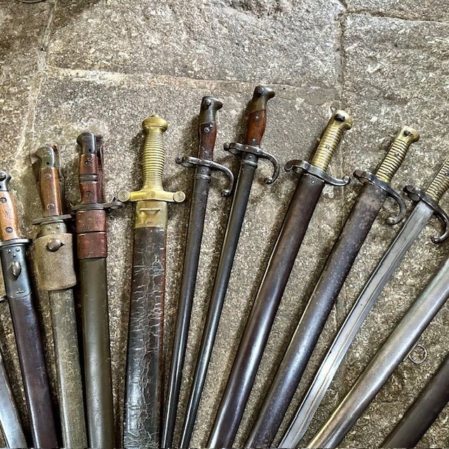 b2ap3_large_Armoury-Antiques-and-Militaria-New-In-4 ***New In***A Selection of Antique Swords, Bayonet and Other Militaria. - Armoury Antiques | Marlborough Antiques