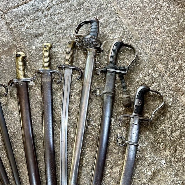 b2ap3_large_Armoury-Antiques-and-Militaria-New-In-5 ***New In***A Selection of Antique Swords, Bayonet and Other Militaria. - Armoury Antiques | Marlborough Antiques