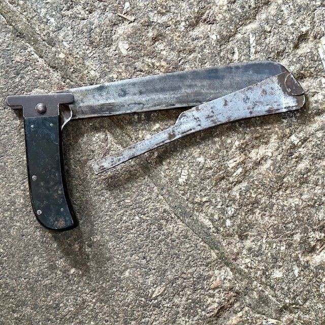 b2ap3_large_Folding-Machette-1 ***NOW SOLD***WW2 US Army Air Force Folding Bayonet. - Armoury Antiques | Marlborough Antiques