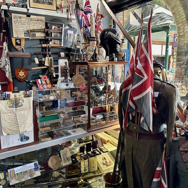 b2ap3_large_Armoury-Antiques-and-Militaria-10 ***A Warm Welcome Awaits You Here at Armoury Antiques and Militaria*** - Armoury Antiques | Marlborough Antiques
