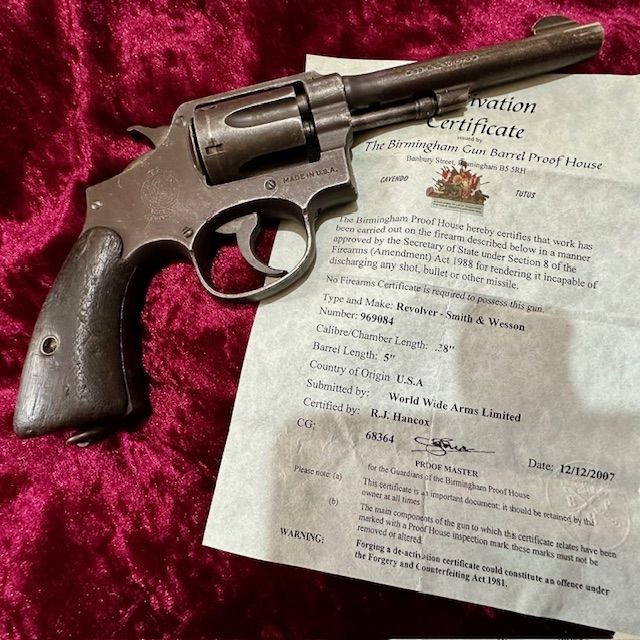 b2ap3_large_Smith--Wesson-Pistol-12 ***New In***'1914' Dated Smith & Wesson .38 Calibre (De-activated) Revolver. - Armoury Antiques | Marlborough Antiques