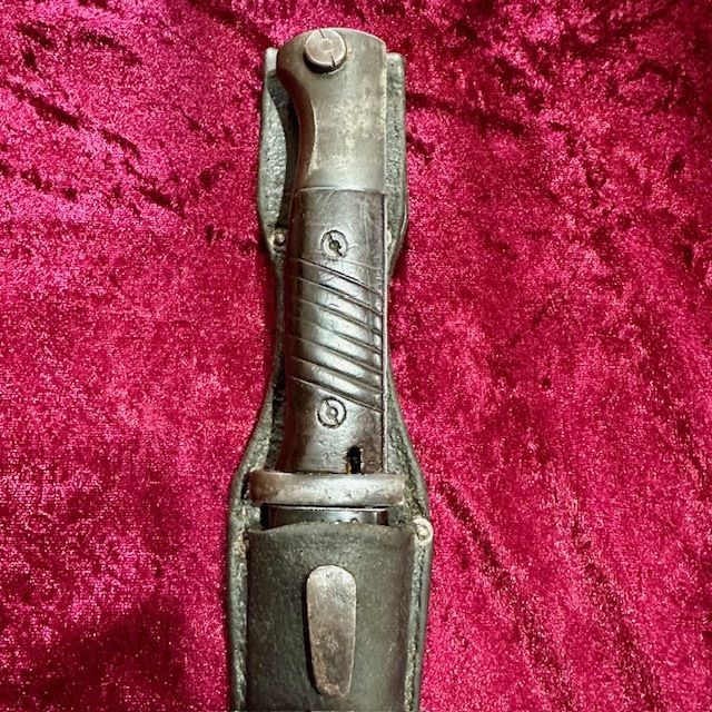 b2ap3_large_WW2-German-K98-Bayonet-and-Frog-1 ***New In***A Lovely WW2 German K98, Scabbard and Frog. - Armoury Antiques | Marlborough Antiques