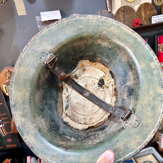 b2ap3_large_WW1-British-Brodie-Helmet-2 ***BOTH NOW SOLD***WW1 British and US Brodie Helmets. - Armoury Antiques | Marlborough Antiques