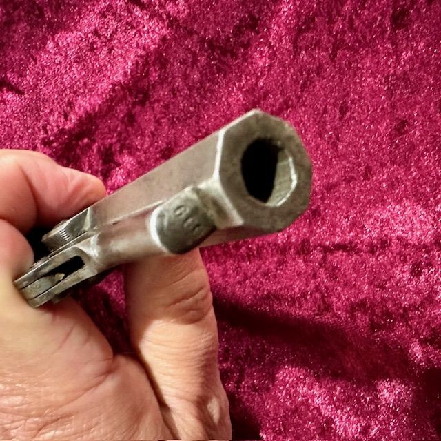 b2ap3_large_Bacon-Arms-Civil-War-Pocket-Revolver-6 ***NOW SOLD***Antique (c1862) Bacon Arms Company Bacon Civil War Pocket Revolver .31 Revolver. - Armoury Antiques | Marlborough Antiques