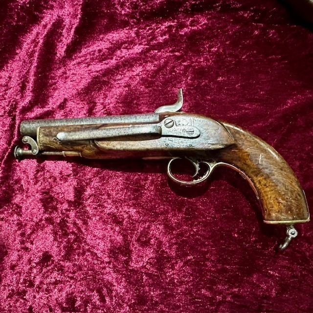 b2ap3_large_Antique-Sea-Service-Pistol-3 ***NOW SOLD***c1850 Victorian Short Se Service Pistol by 'Barnett, London'. - Armoury Antiques | Marlborough Antiques