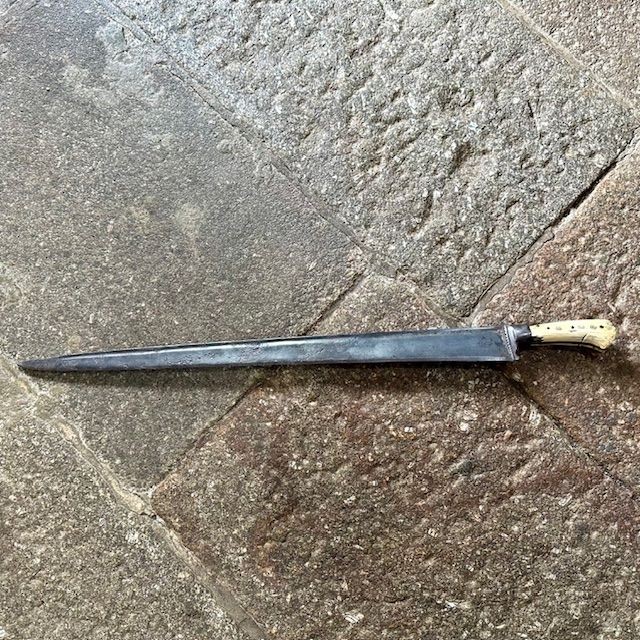 b2ap3_large_Antique-Kyber-Sword-6 ***New In***A Few Antique Items Just Arrived... - Armoury Antiques | Marlborough Antiques