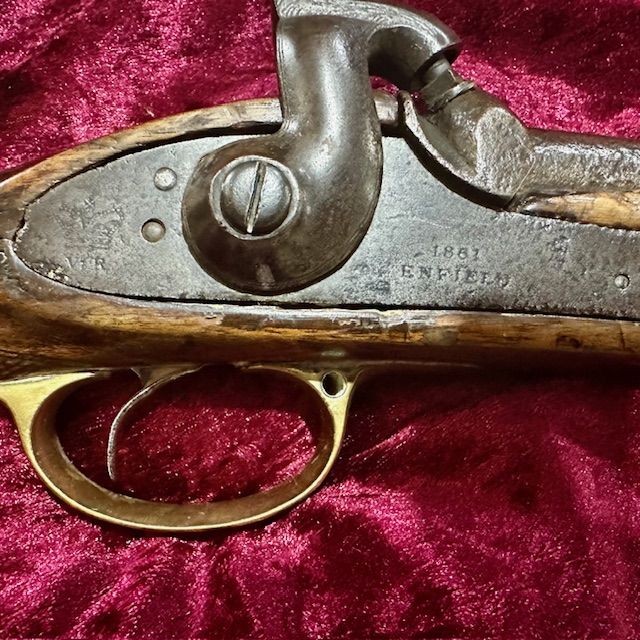 b2ap3_large_Victorian-1861-Enfield-Rifle-1 ***NOW SOLD***Victorian 1861 Dated Enfield Percussion Rifle. - Armoury Antiques | Marlborough Antiques