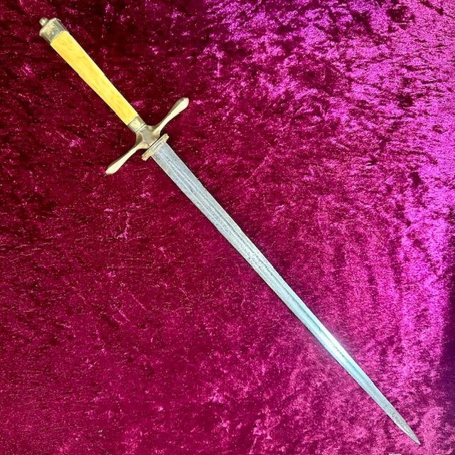 b2ap3_large_c1804-English-Naval-Dirk-1 ***NOW SOLD***A Superb c1804 Georgian Naval Dirk. - Armoury Antiques | Marlborough Antiques