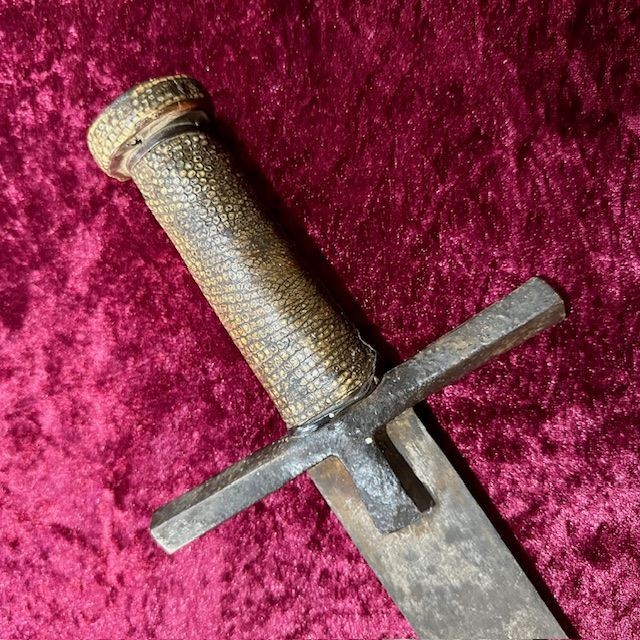 b2ap3_large_Kaskara-5 ***Just In - Two Antique Sudanese Kaskara Swords*** - Armoury Antiques | Marlborough Antiques