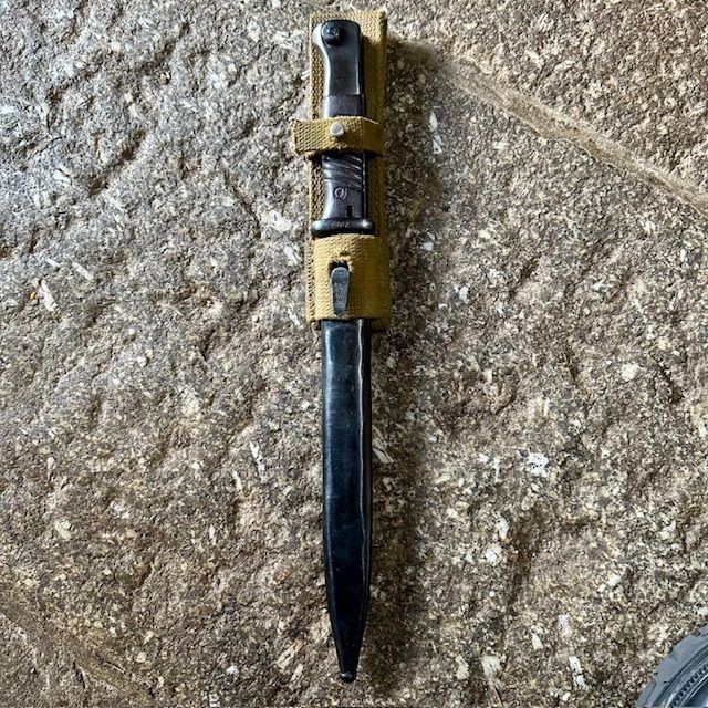 b2ap3_large_WW2-German-K98-Afrika-Corps-Bayonet ***New In***WW2 German K98 Bayonet with Desirable Tropical Frog Issued to the Afrika Korps. - Armoury Antiques | Marlborough Antiques