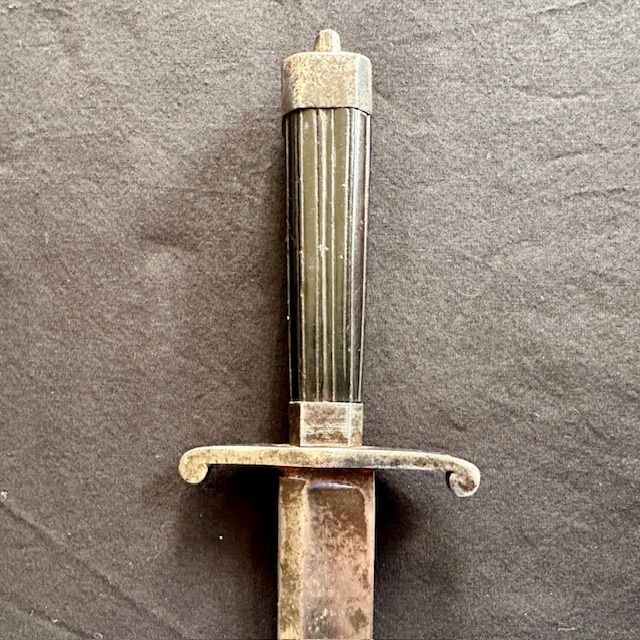 b2ap3_large_c1805-Midshipmans-Dirk-1 ***NOW SOLD***c1805-1815 Royal Naval Midshipman's Dirk. - Armoury Antiques | Marlborough Antiques