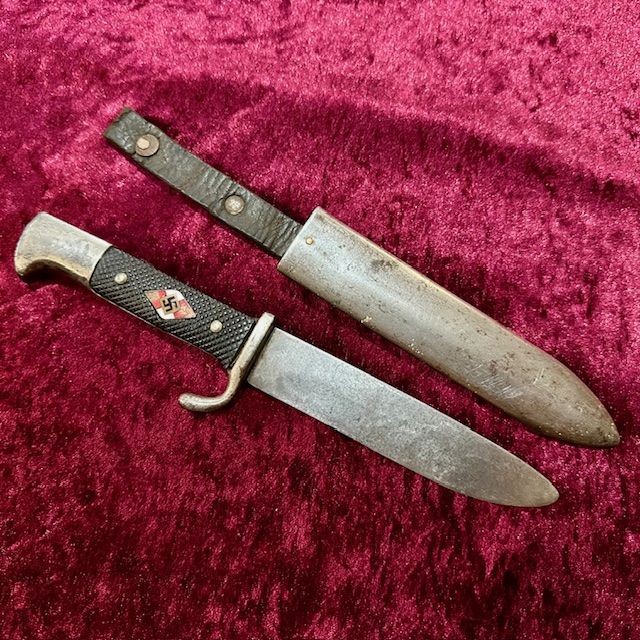 b2ap3_large_WW2-German-Hitler-Youth-Dagger-1 ***NOW SOLD***WW2 German Hitler Youth Dagger by 'A.W.JR Solingen' (Anton Wingen). - Armoury Antiques | Marlborough Antiques