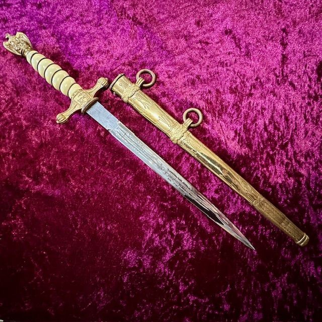 b2ap3_large_WW2-German-Naval-Dagger-6 ***NOW SOLD***WW2 1938 Pattern German Naval Officer's Dagger by 'Carl Eickhorn' (1936-1941 Mark). - Armoury Antiques | Marlborough Antiques