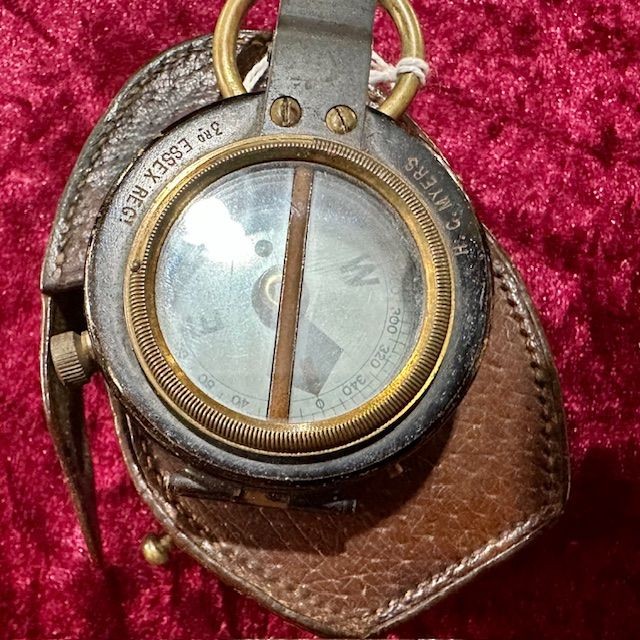 b2ap3_large_WW1-Compass-4 ***NEW IN***Rare WW1 'Jewry Roll of Honour' Officer Compass - Named to Officer and Regiment. - Armoury Antiques | Marlborough Antiques