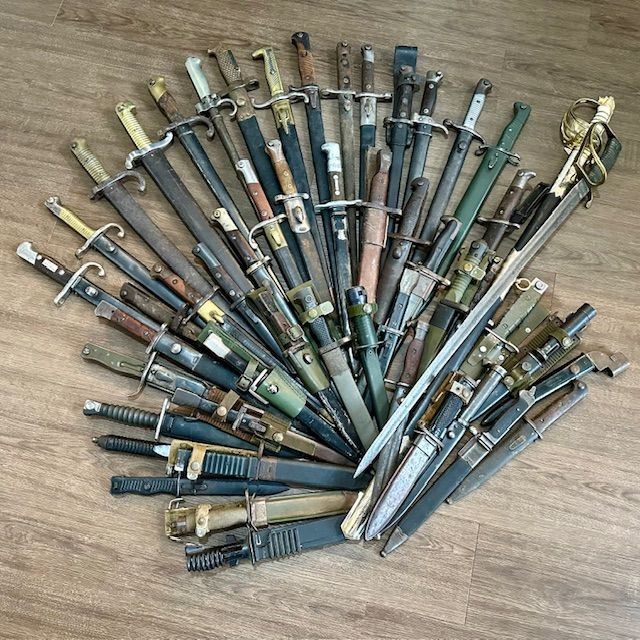 b2ap3_large_Armoury-Antiques-6 ***SELLING FAST***A Collection of Bayonets. - Armoury Antiques | Marlborough Antiques