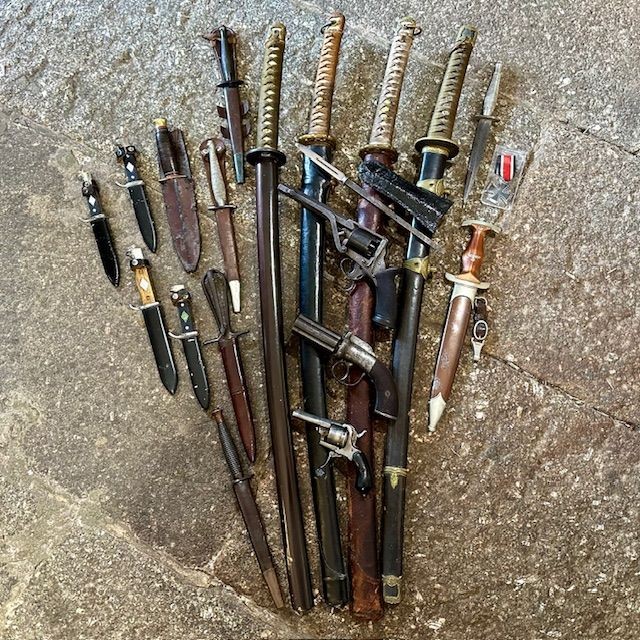 b2ap3_large_Armoury-Antiques-and-Militaria ***SELLING FAST*** - Armoury Antiques | Marlborough Antiques