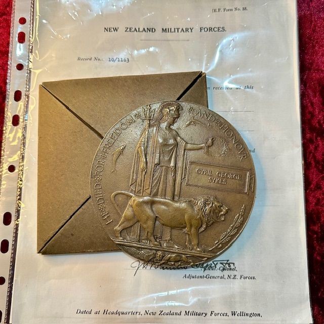 b2ap3_large_New-Zealand-Death-Plaque-Gallipoli Scarce New Zealand Death Plaque Engraved to Gallipoli Campaign (Dardanelles). - Armoury Antiques | Marlborough Antiques