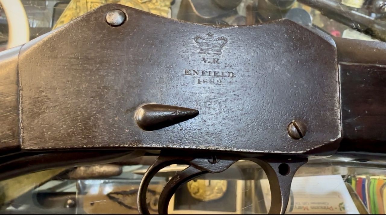 b2ap3_large_Martini-Henry-Carbine-2 ***NOW SOLD***A Martini-Henry LC1 DP Artillery Carbine (Antique and Obsolete Calibre). - Armoury Antiques | Marlborough Antiques