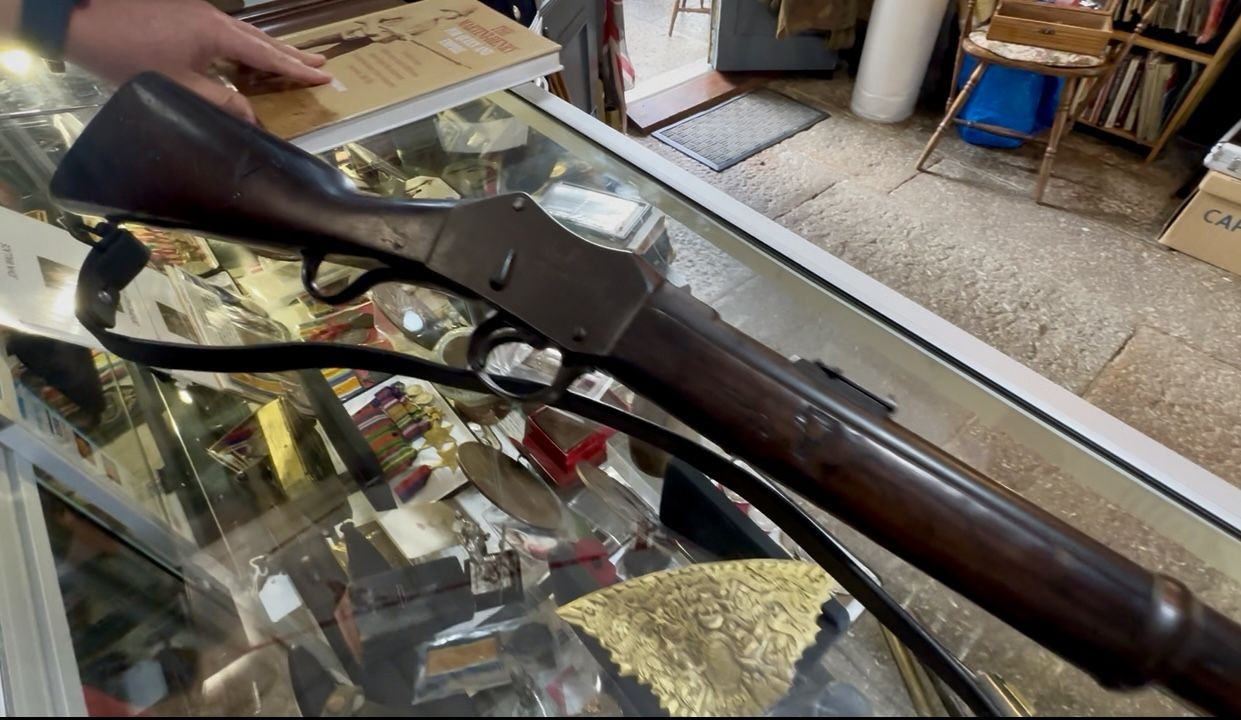 b2ap3_large_Martini-Henry-Carbine-1 ***NOW SOLD***A Martini-Henry MKII Artillery Carbine (Antique and Obsolete Calibre). - Armoury Antiques | Marlborough Antiques