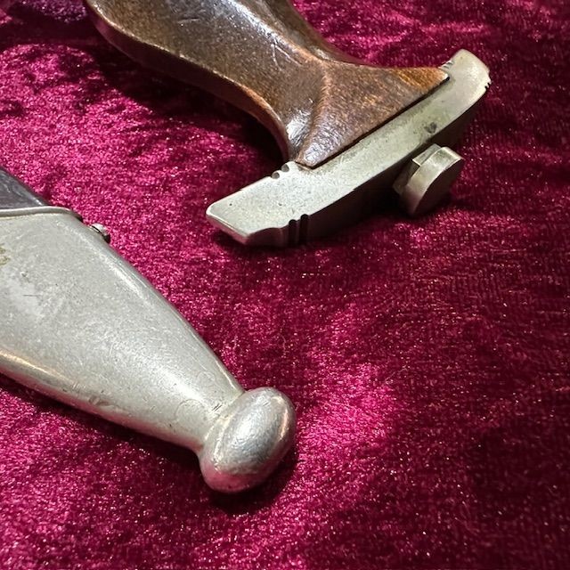 b2ap3_large_SA-1933-Dagger-20 ***New In***Early 1933 Pattern SA Dagger by 'Carl Eickhorn' in Near Mint Condition. - Armoury Antiques | Marlborough Antiques