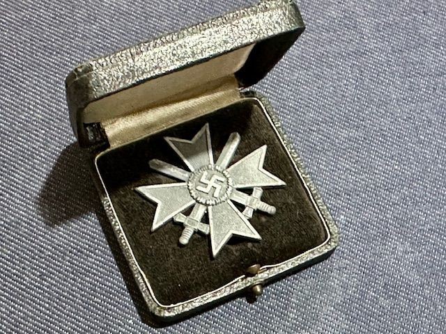 b2ap3_large_Cased-WW2-German-Award-3 ***NOW SOLD***A WW2 German Rare and Rather Fine Maker Marked (62) 1st Class Cased Example. - Armoury Antiques | Marlborough Antiques