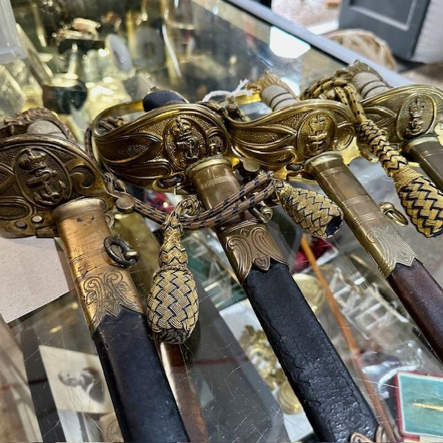 b2ap3_large_Royal-Naval-Swords-2 ***New In***Royal Navy Swords. - Armoury Antiques | Marlborough Antiques